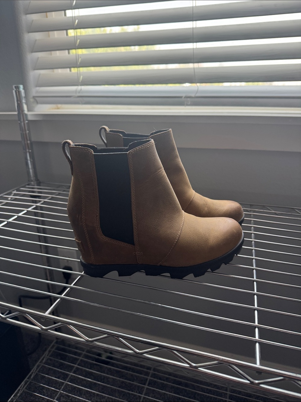 Sorel Women’s Chelsea Bootie in Brown